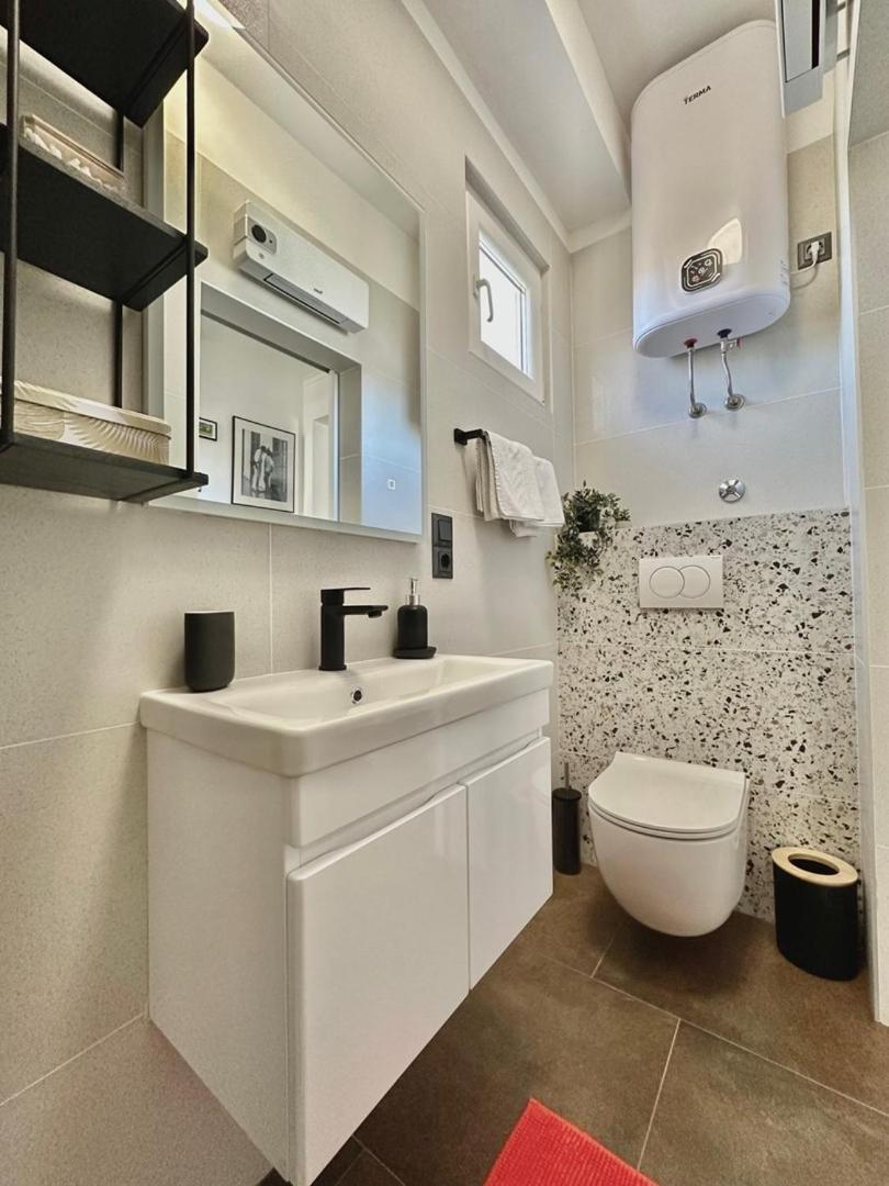 Charming Apartments Dodo Кърк Екстериор снимка