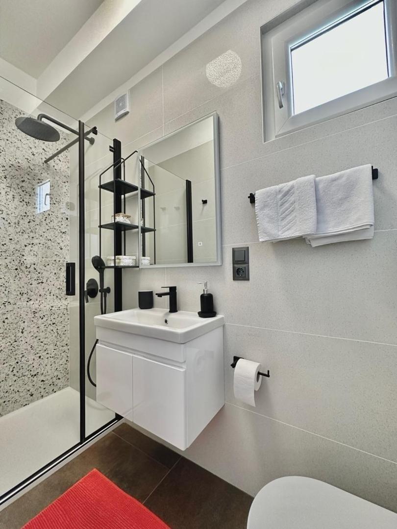 Charming Apartments Dodo Кърк Екстериор снимка