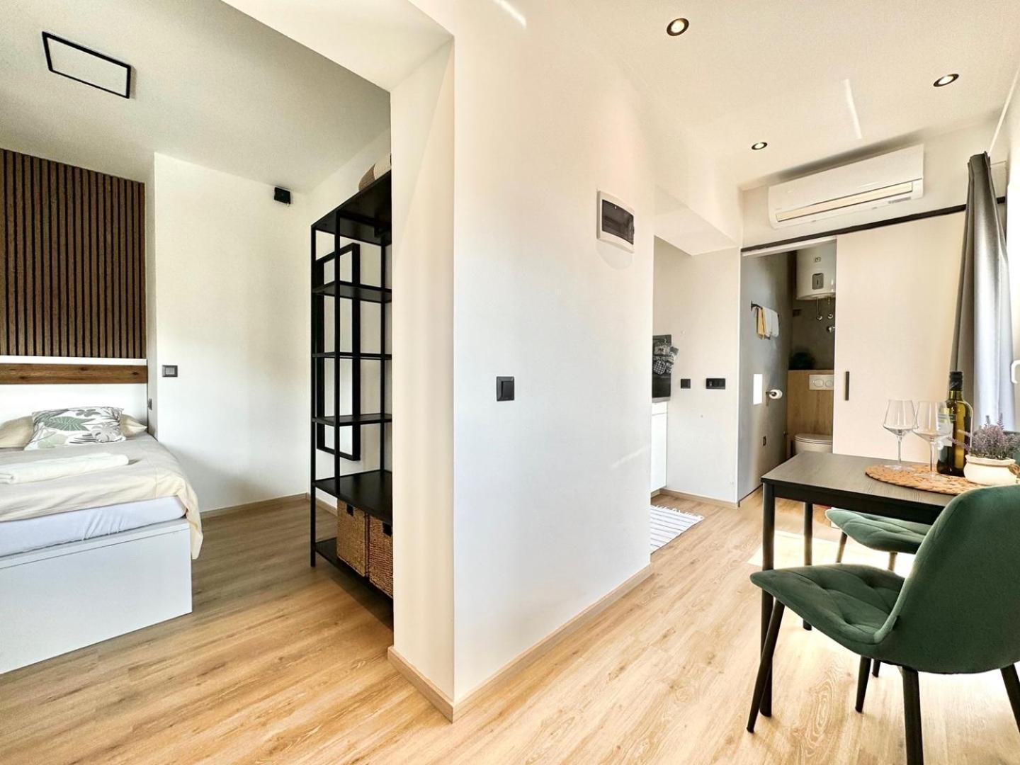 Charming Apartments Dodo Кърк Екстериор снимка