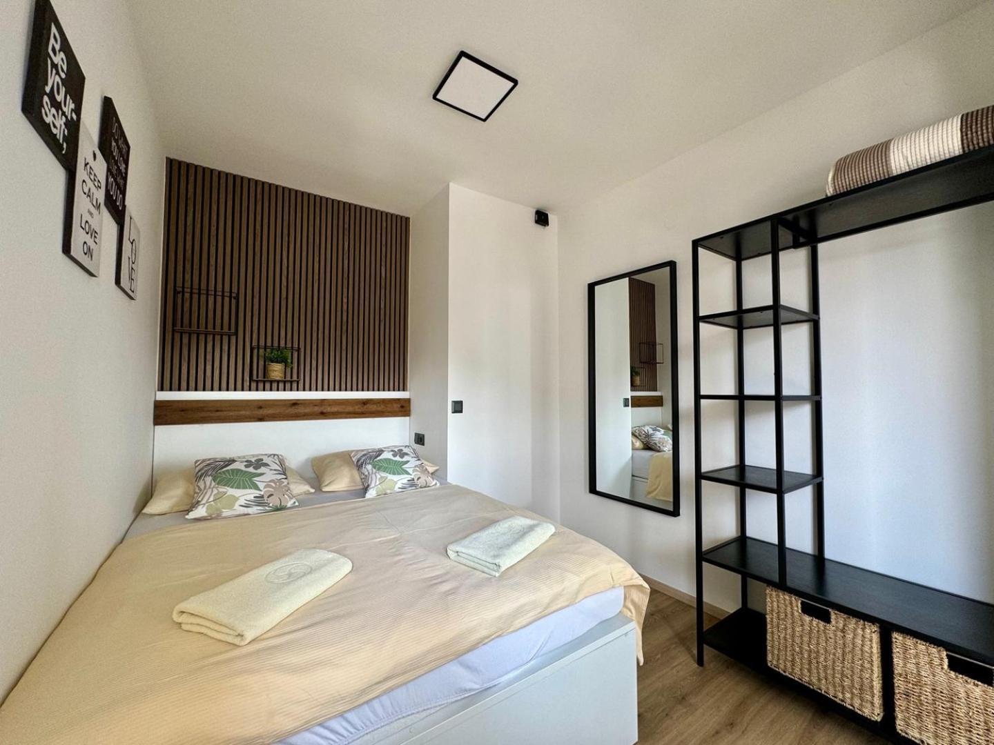 Charming Apartments Dodo Кърк Екстериор снимка