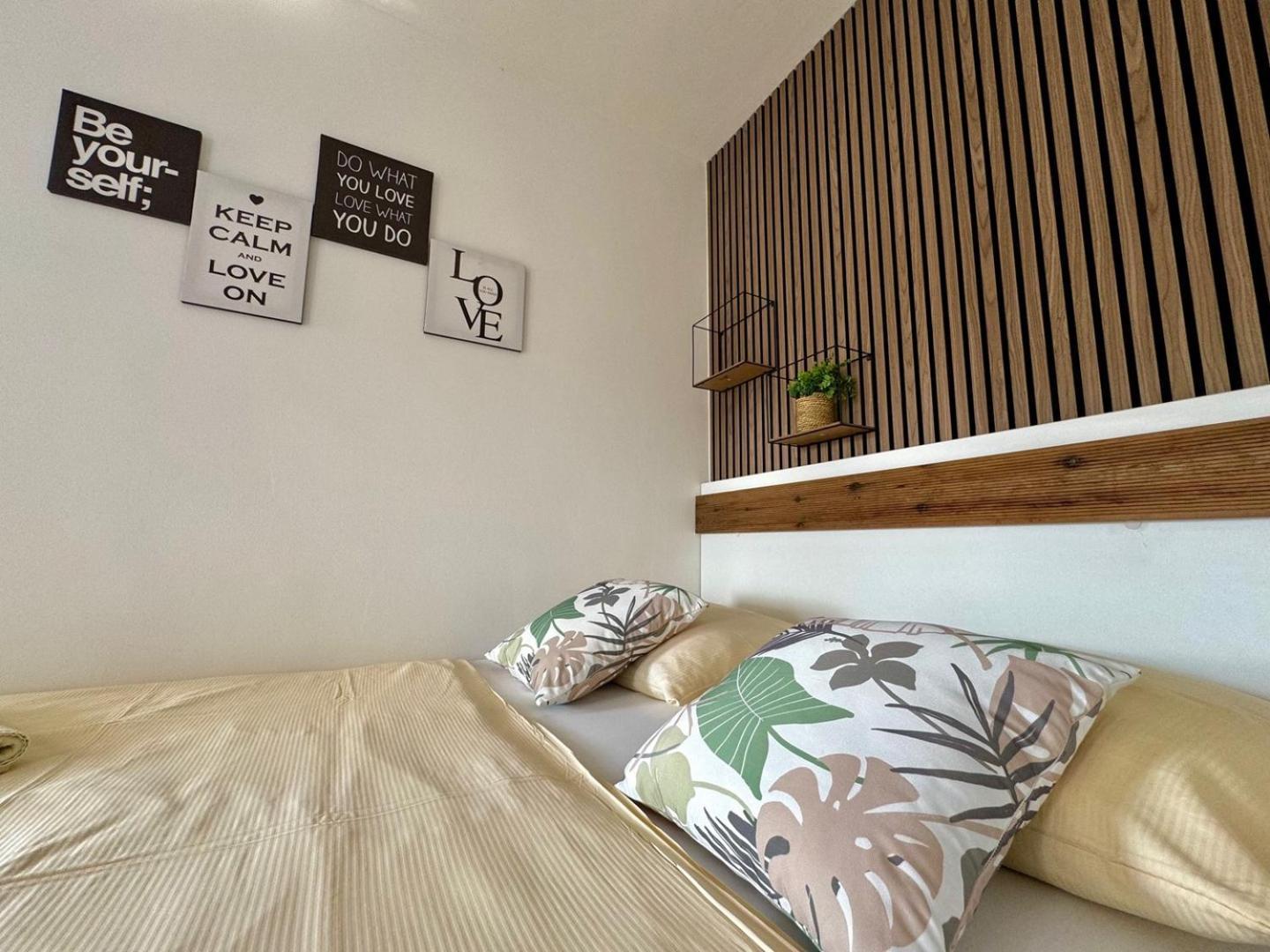 Charming Apartments Dodo Кърк Екстериор снимка
